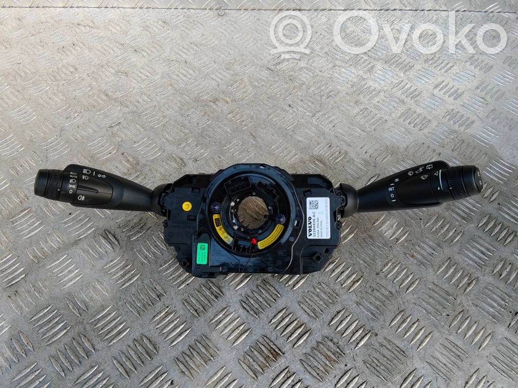 Volvo XC40 Indicator stalk 