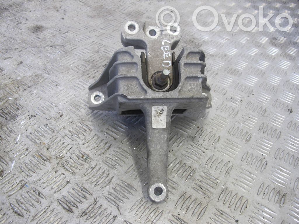 KIA Ceed Engine mount vacuum valve 