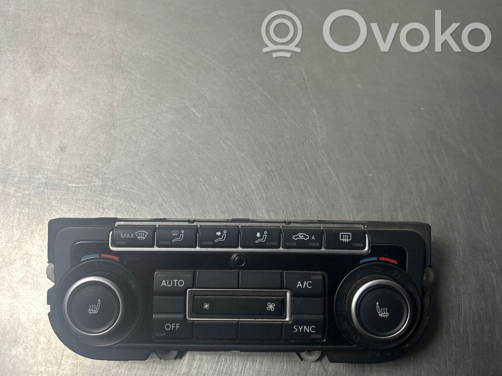 Volkswagen Golf VI Panel klimatyzacji 