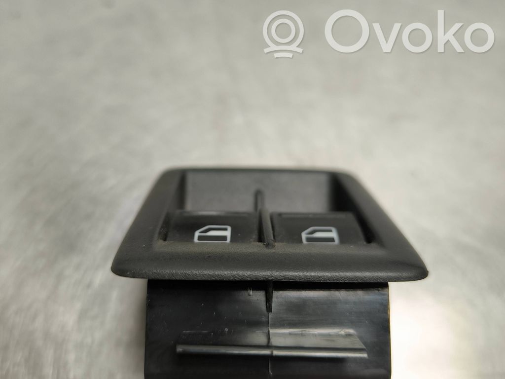 Volkswagen Scirocco Electric window control switch 