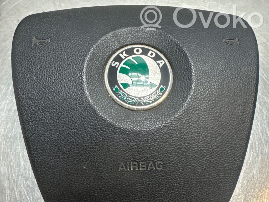 Poduszka powietrzna Airbag kierownicy   1Z0880201T,61662050D,001WM001S7AW