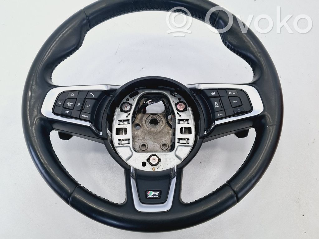 Jaguar XE Stūre 