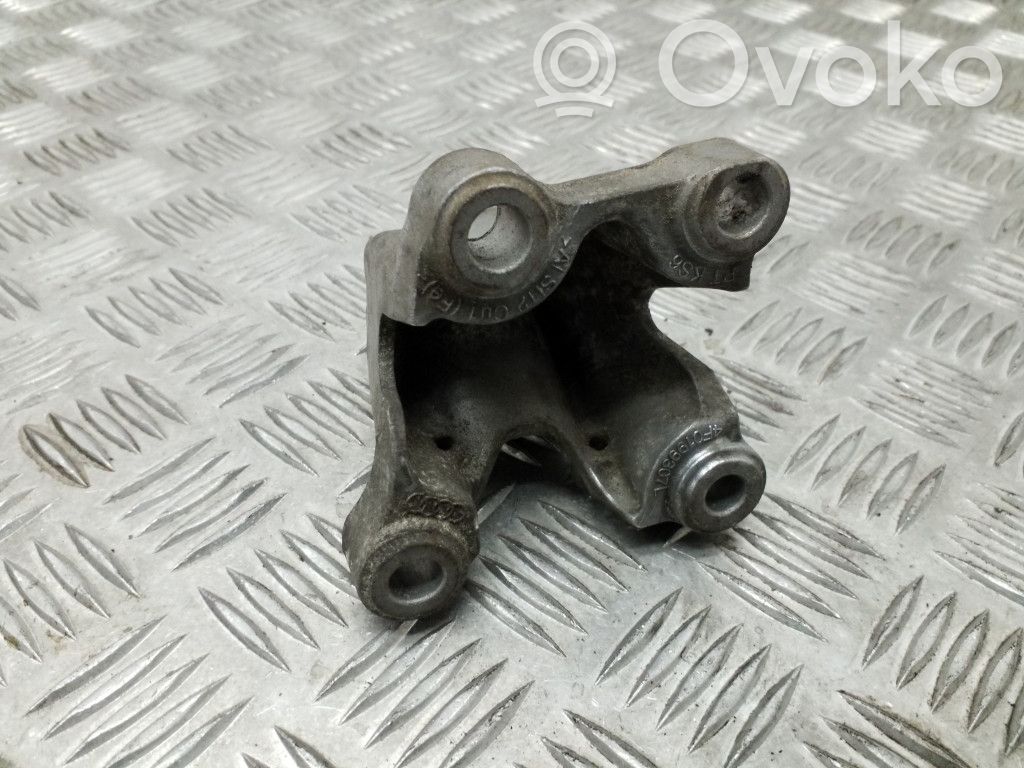 Audi A6 S6 C6 4F Engine mounting bracket 