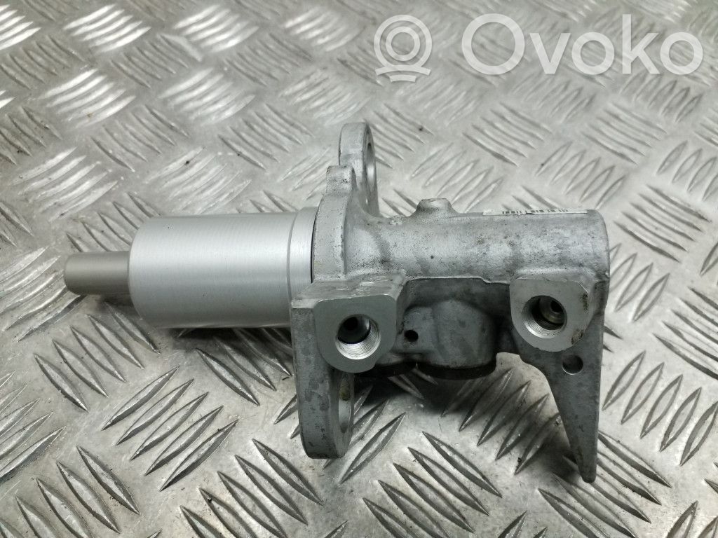 Audi A4 S4 B8 8K Cilindro de freno maestro 