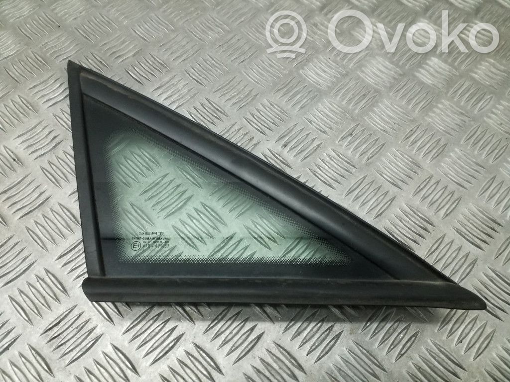 Seat Altea Front triangle window/glass 