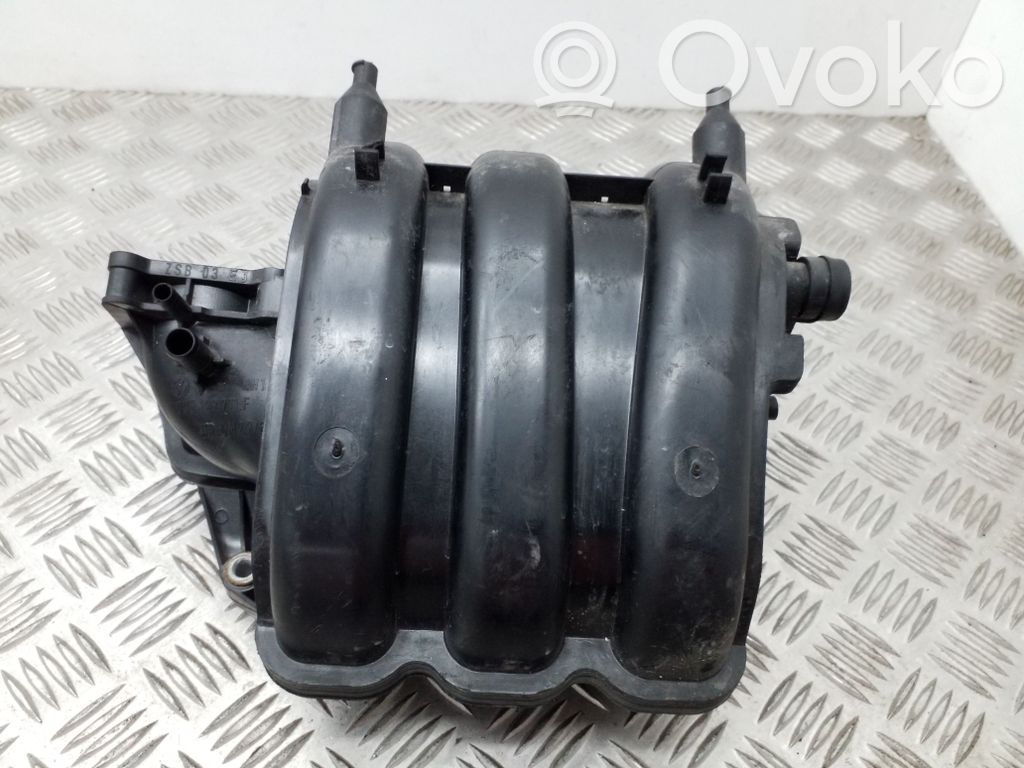Volkswagen Polo V 6R Collettore di aspirazione 