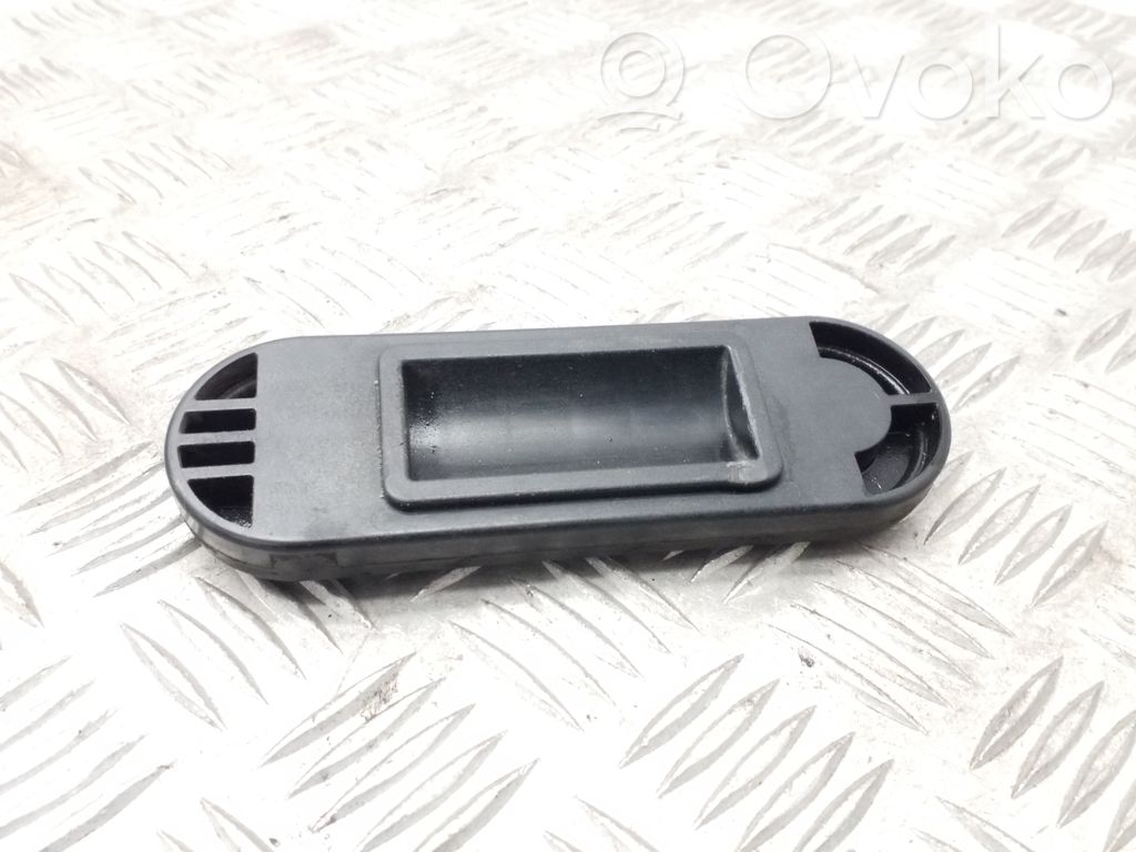 Audi TT TTS Mk2 Jacking socket point 