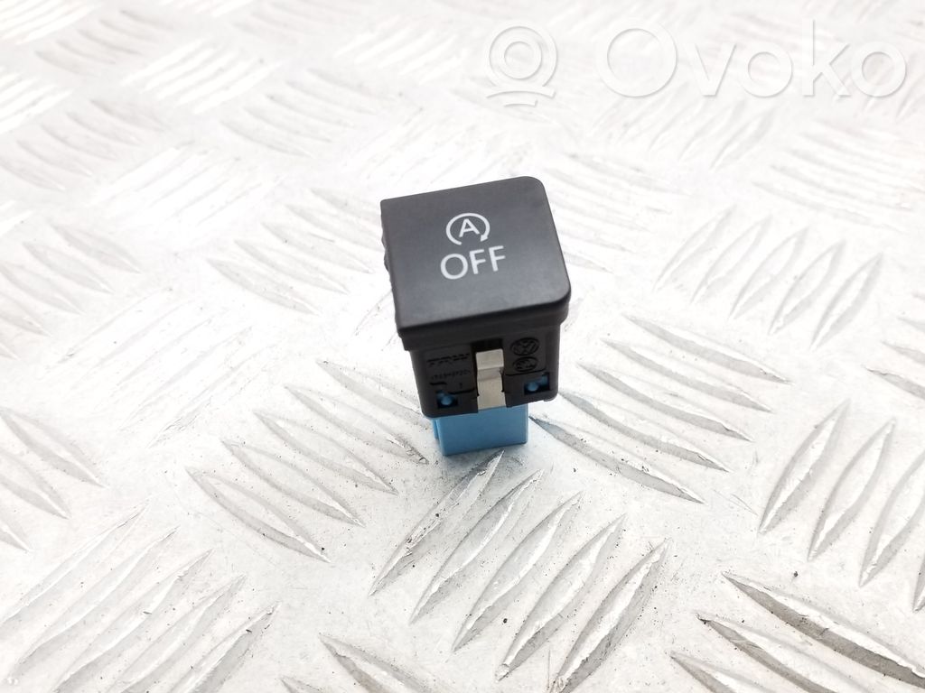 Volkswagen Jetta VI Engine start stop button switch 