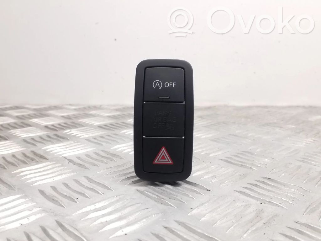 Audi A1 Hazard light switch 