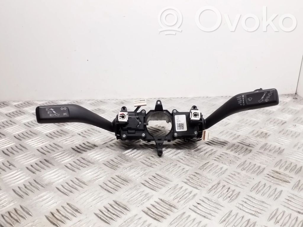Volkswagen Scirocco Interruptor/palanca de limpiador de luz de giro 