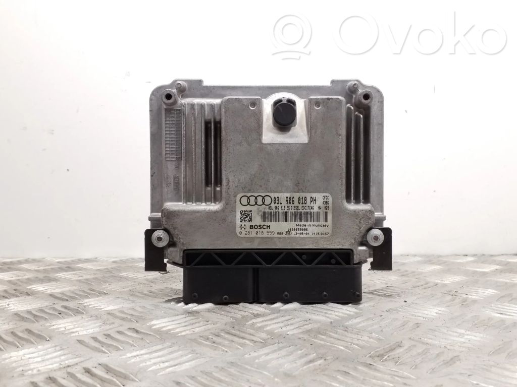 Audi Q3 8U Engine control unit/module ECU 