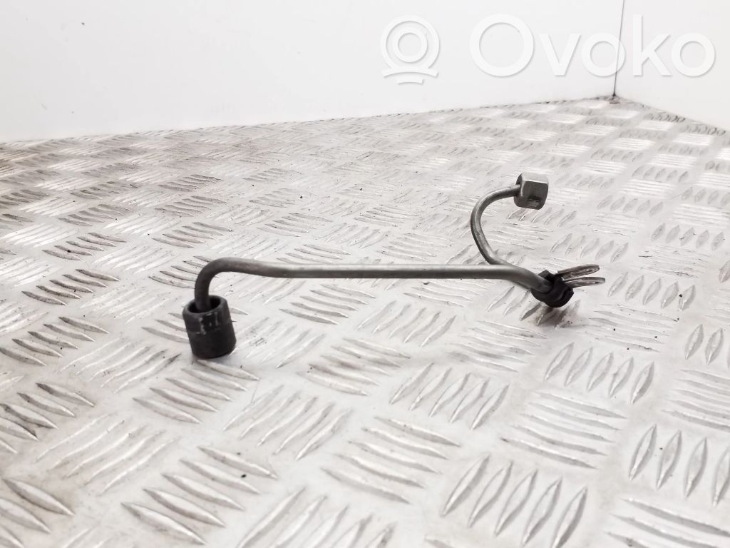 Skoda Octavia Mk3 (5E) Fuel line pipe 