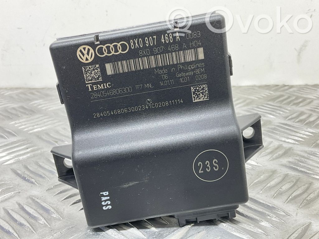 Audi A1 Gateway control module 