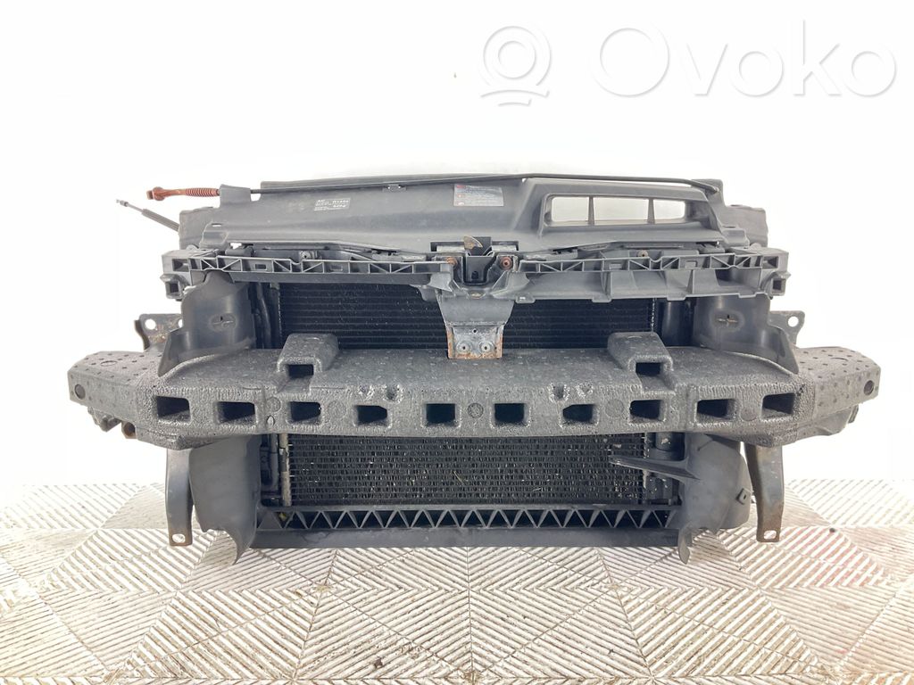 Volkswagen Scirocco Radiatoru panelis 