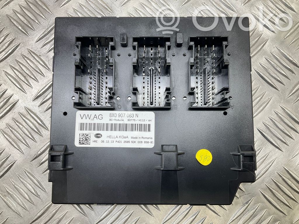 Audi Q3 8U Komforta modulis 