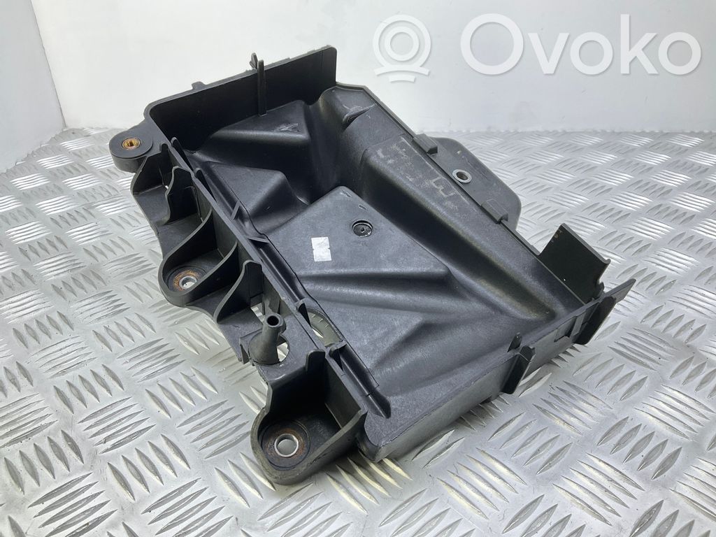 Skoda Rapid (NH) Battery tray 