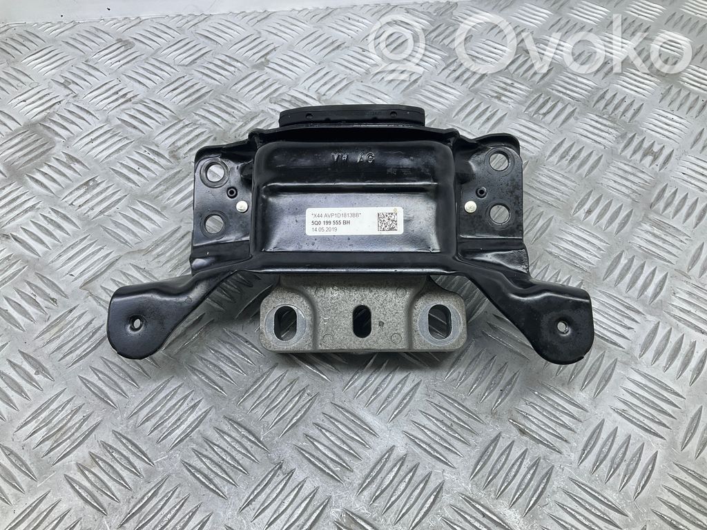 Skoda Karoq Gearbox mount 