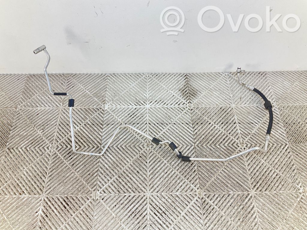 Audi A5 8T 8F Wąż / Przewód klimatyzacji A/C 