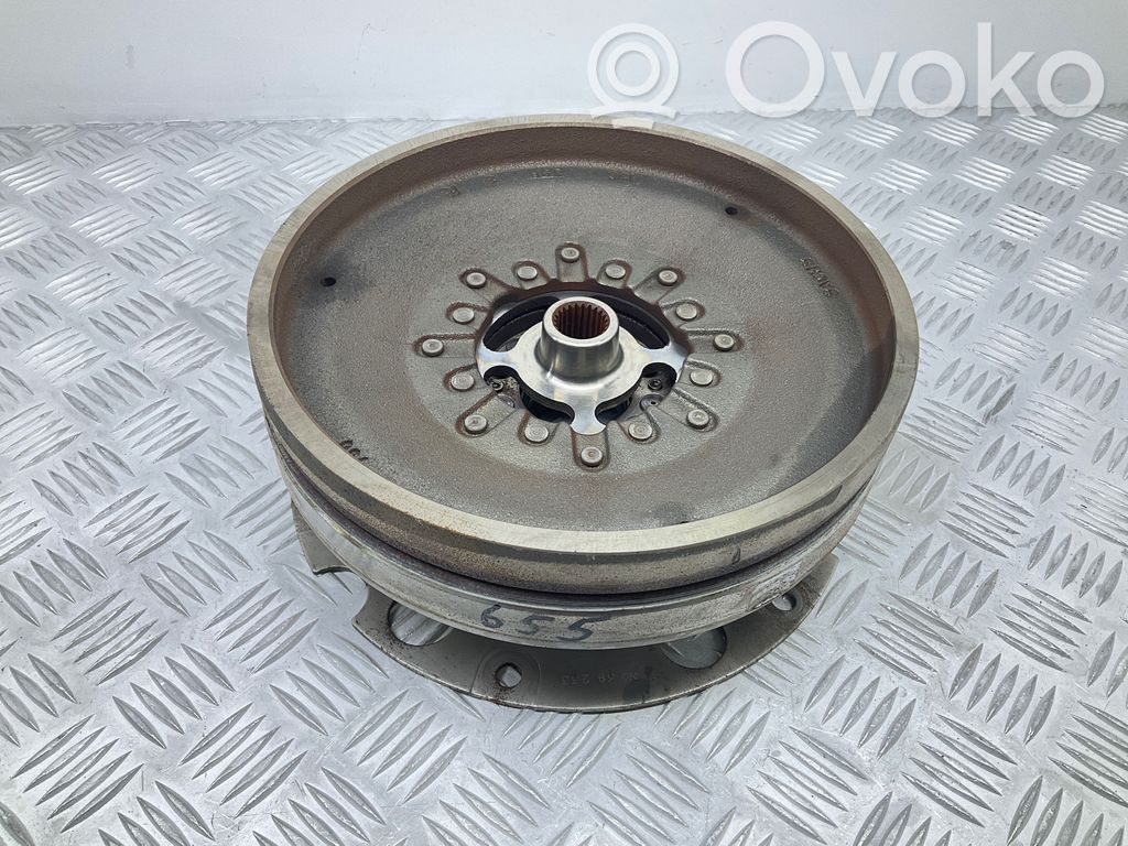 Audi A4 S4 B8 8K Kaksoismassavauhtipyörä 