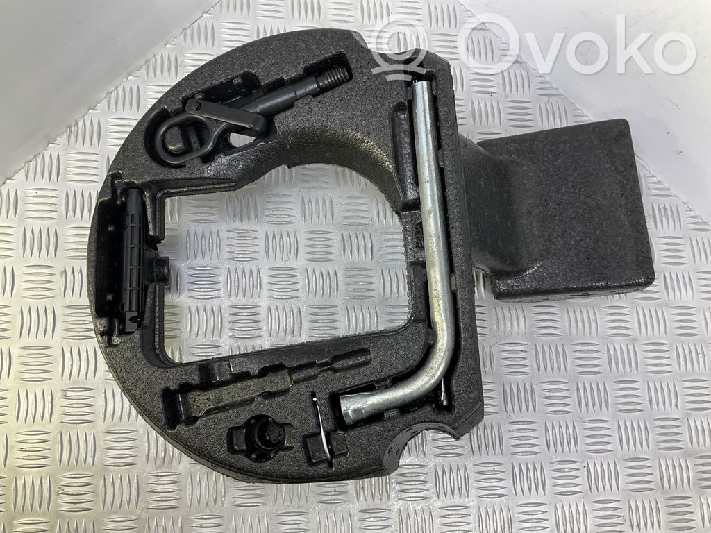 Audi A6 S6 C7 4G Zestaw narzędzi 