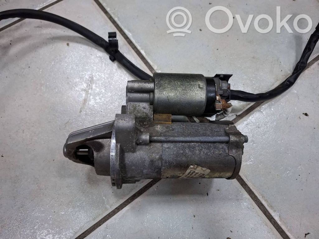 Ford Escape III Starter motor 