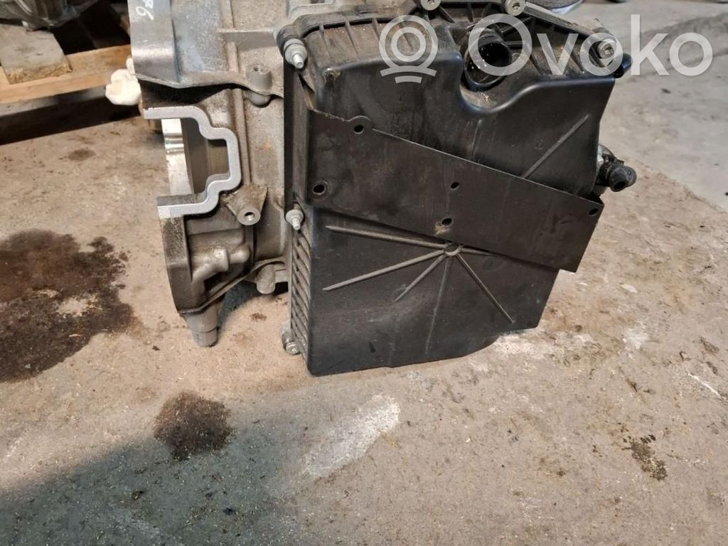 Automatic gearbox   8G9R7000BC