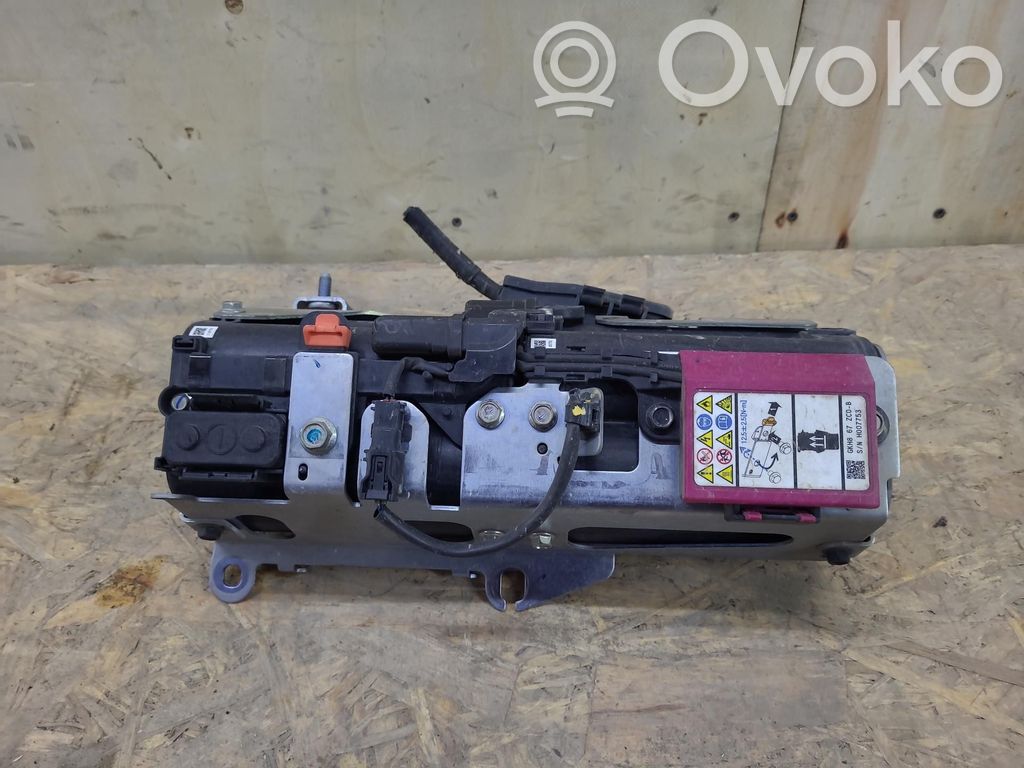 Inversor/convertidor de voltaje   GKH867ZC0B