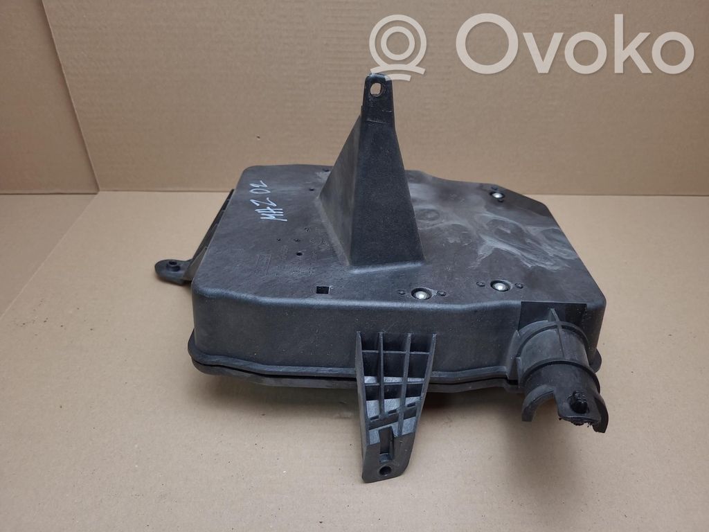 Volvo V50 Engine control unit box 