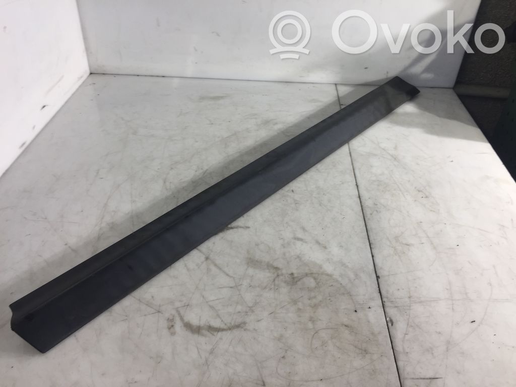 Opel Zafira A Listwa drzwi przednich 