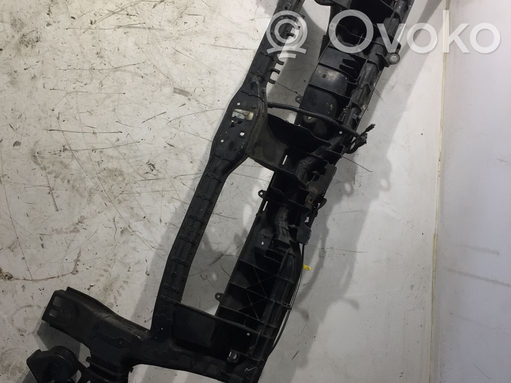 Ford Transit Laikiklis radiatorių panelės (televizoriaus) 
