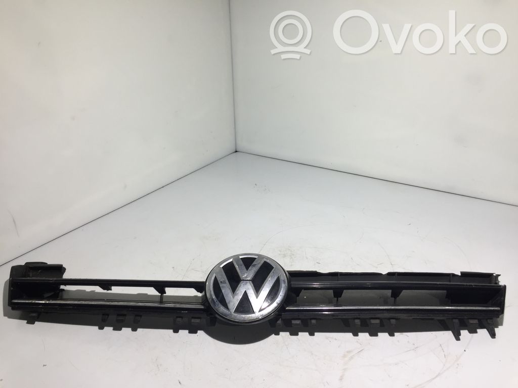 Volkswagen Golf VII Maskownica / Grill / Atrapa górna chłodnicy 