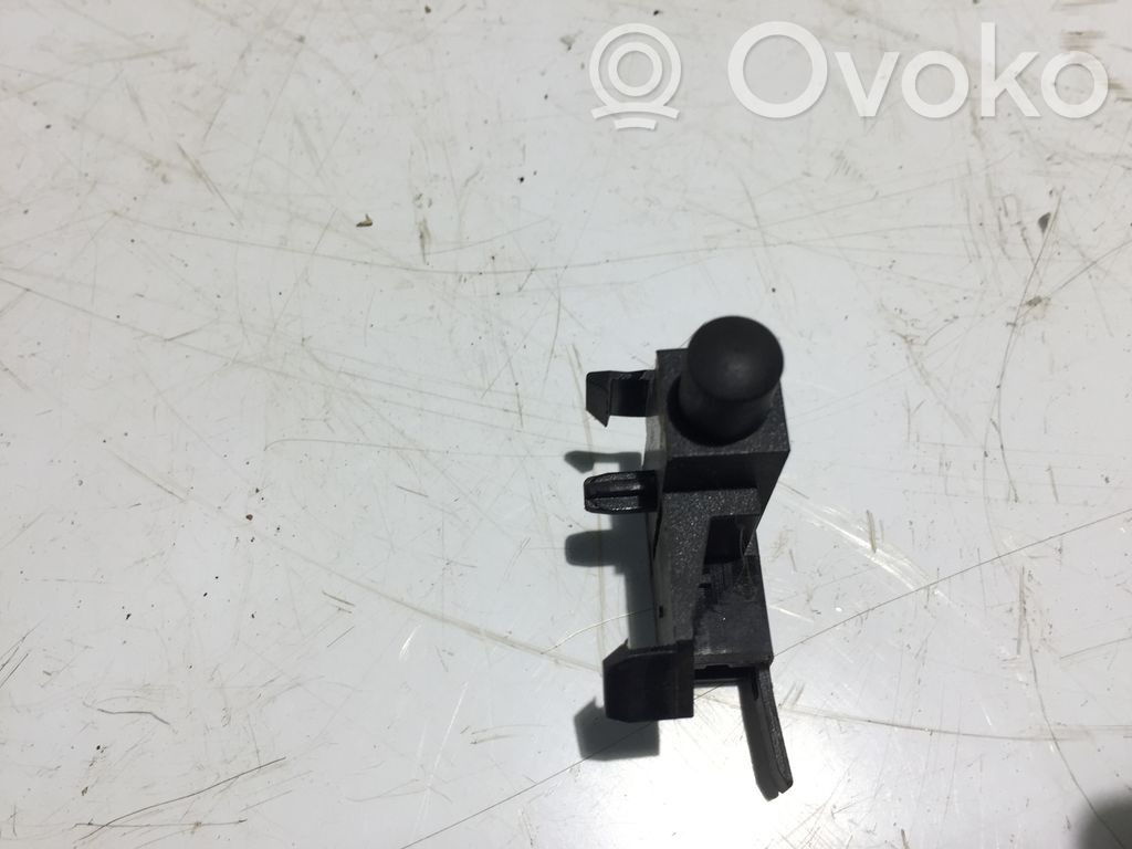 Sensor Bremspedal   BV6115852A
