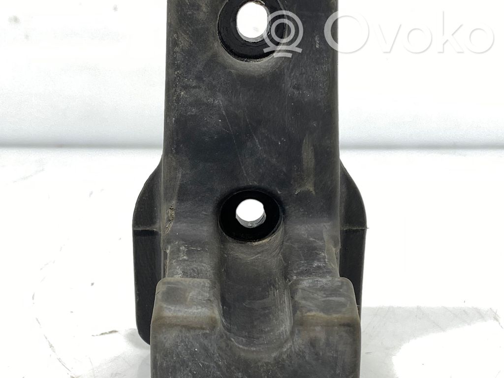 Ford Transit VII Liukuoven pidätin 