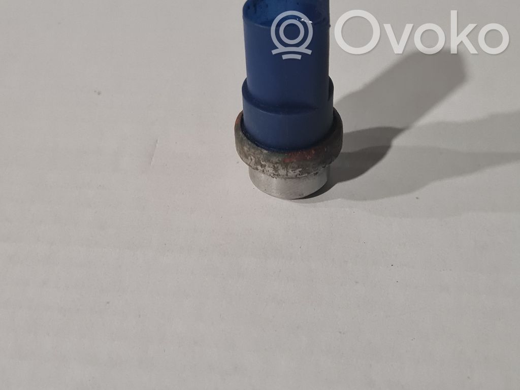 Audi A6 S6 C5 4B Coolant temperature sensor 