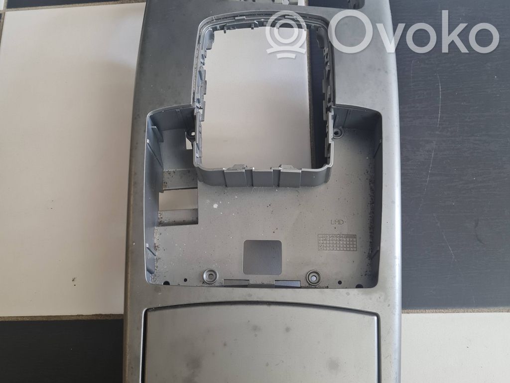 Audi A6 S6 C6 4F Cup holder front 