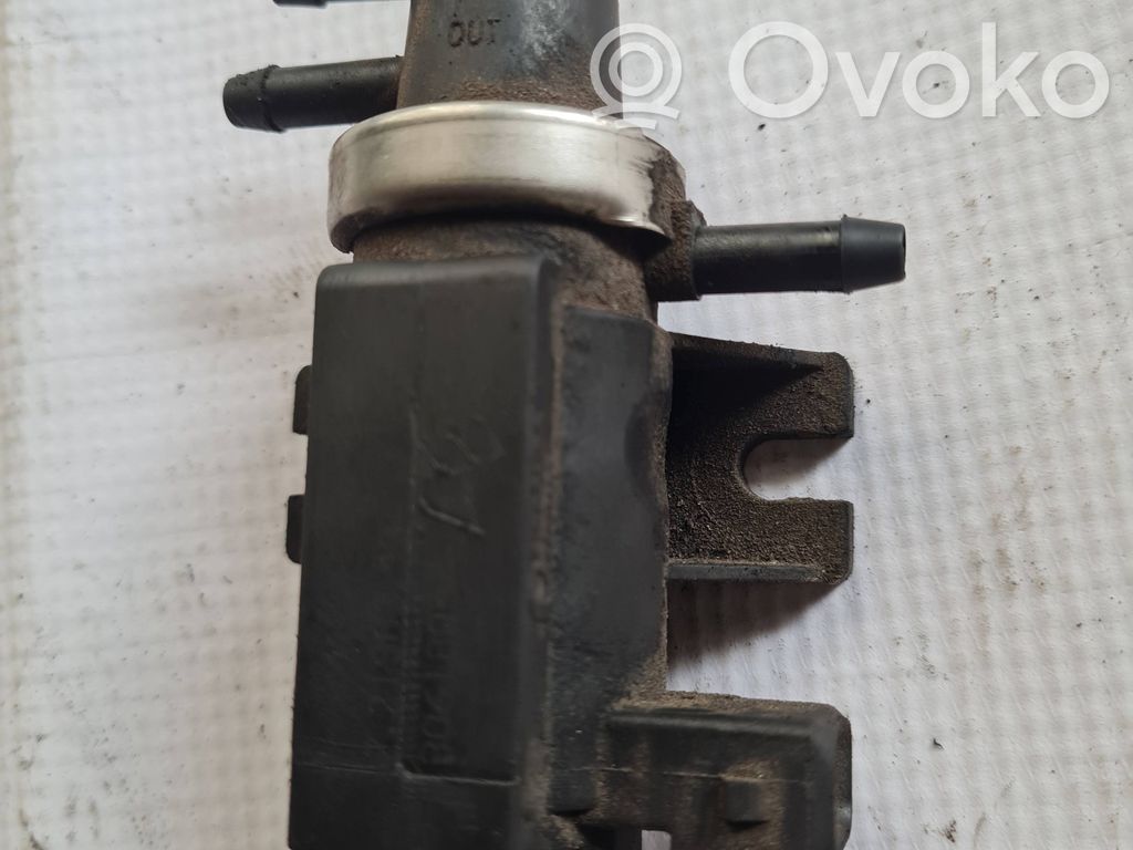 Volvo S40, V40 Zawór podciśnienia / Elektrozawór turbiny 