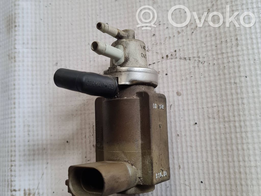 Audi A6 S6 C5 4B Electroválvula del turbo 