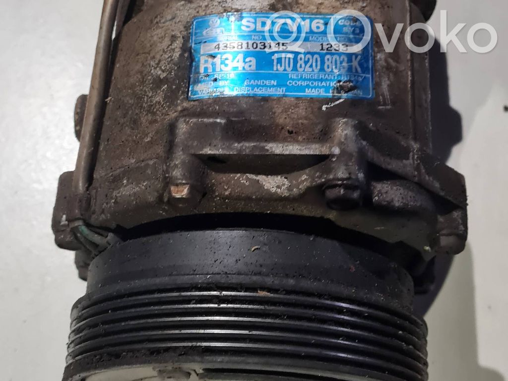 Volkswagen Golf IV Air conditioning (A/C) compressor (pump) 