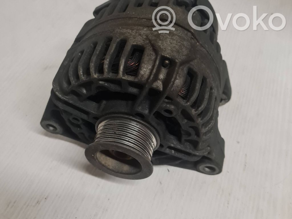 Opel Zafira A Alternador 