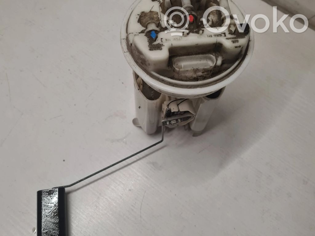 Volvo S40, V40 Sensor de nivel de combustible 