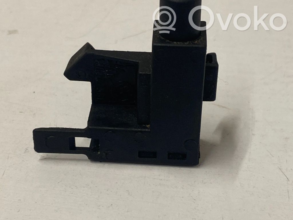 Volkswagen Golf IV Hand parking brake sensor 