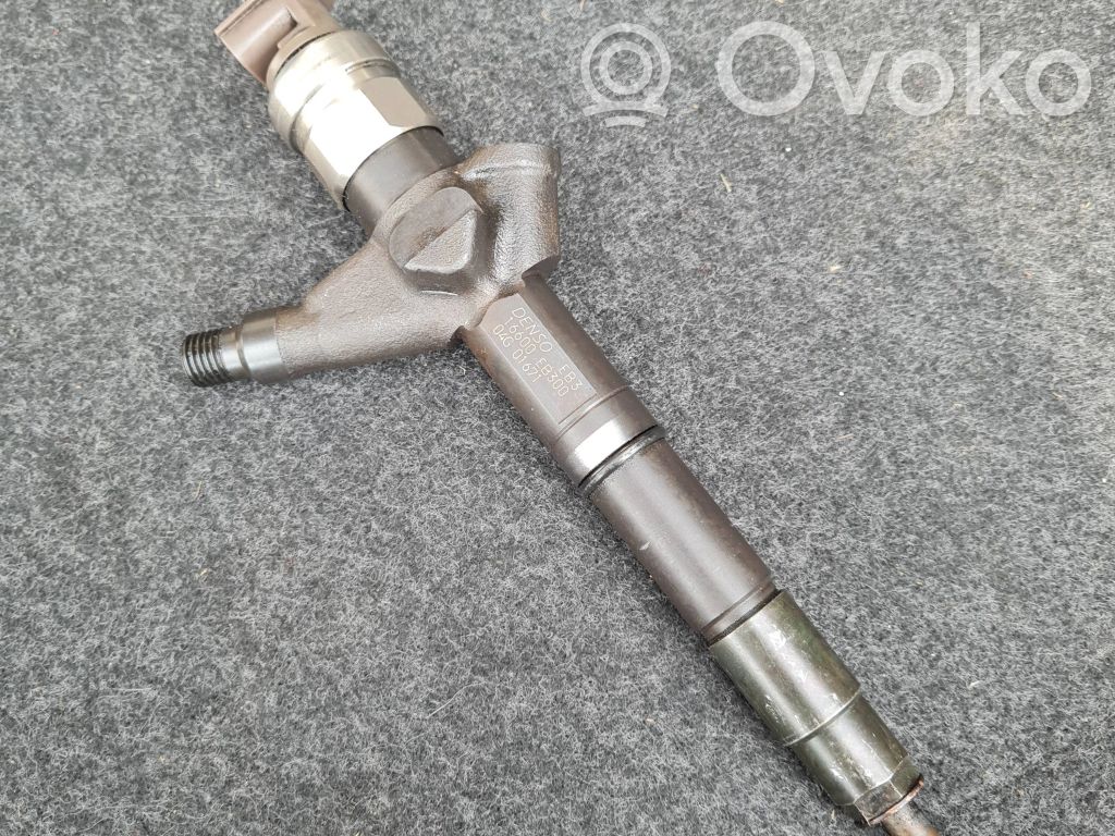 Nissan Pathfinder R51 Inyector de combustible 