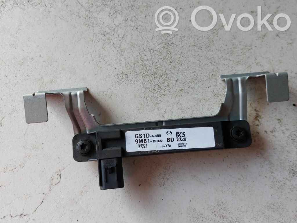 Mazda 6 Antenna control unit 
