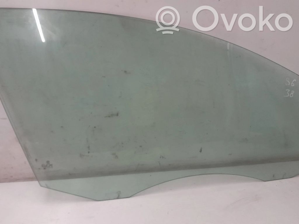 Volkswagen PASSAT B6 Etuoven ikkunalasi, neliovinen malli 