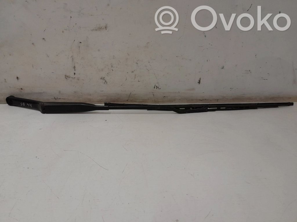 Audi A4 S4 B5 8D Ramię wycieraczki szyby przedniej / czołowej 