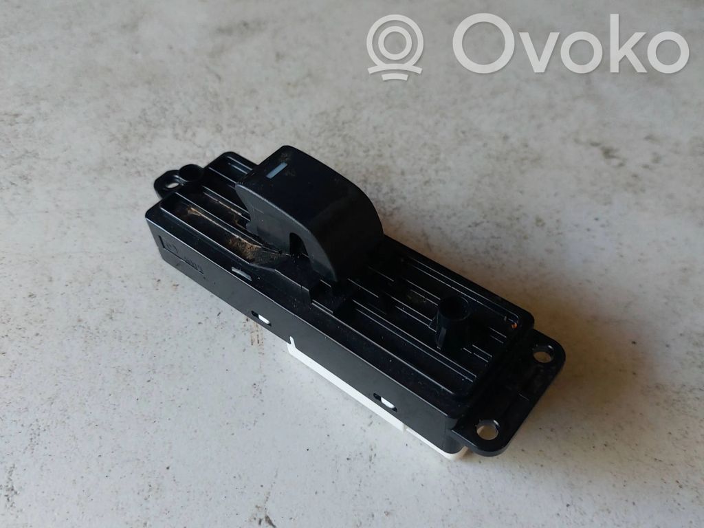 Mazda 6 Electric window control switch 