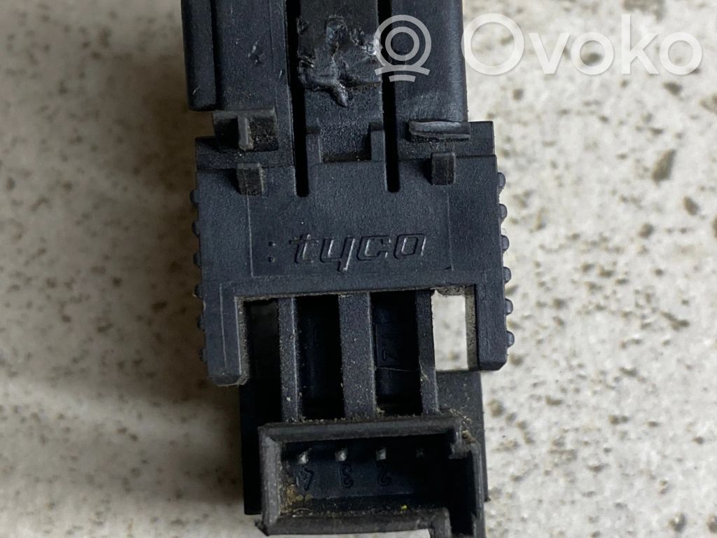 Brake pedal sensor switch   914688962