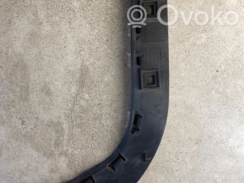 Volvo S40 Soporte de montaje del parachoques trasero 