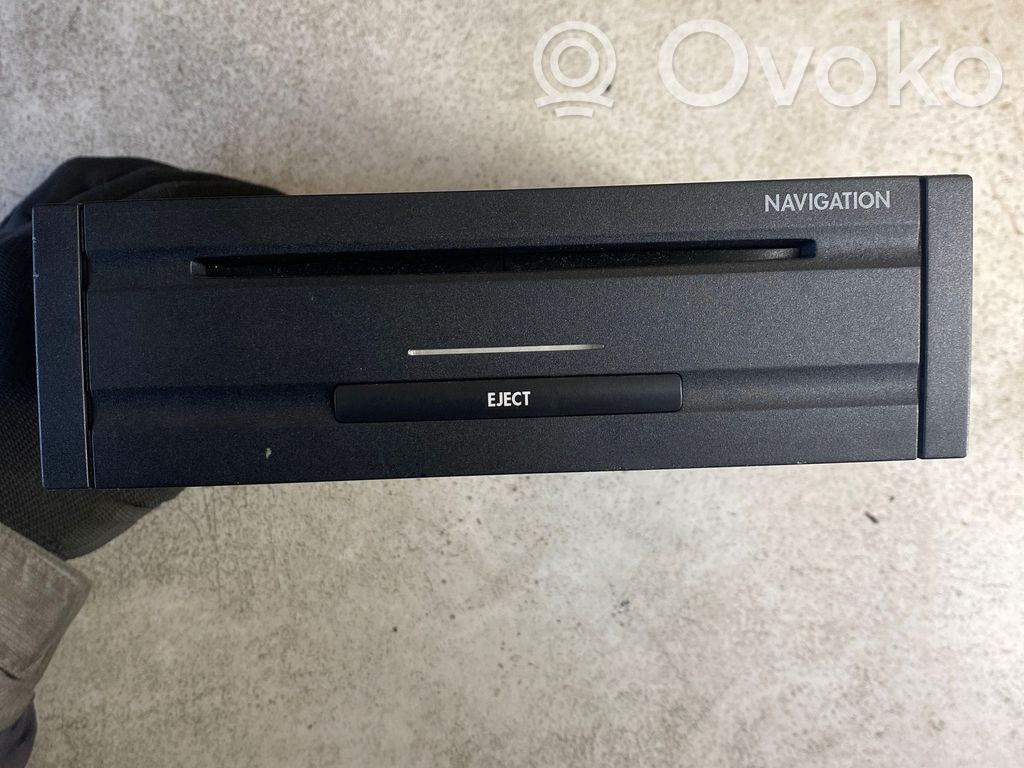 Volkswagen Phaeton Navigation unit CD/DVD player 