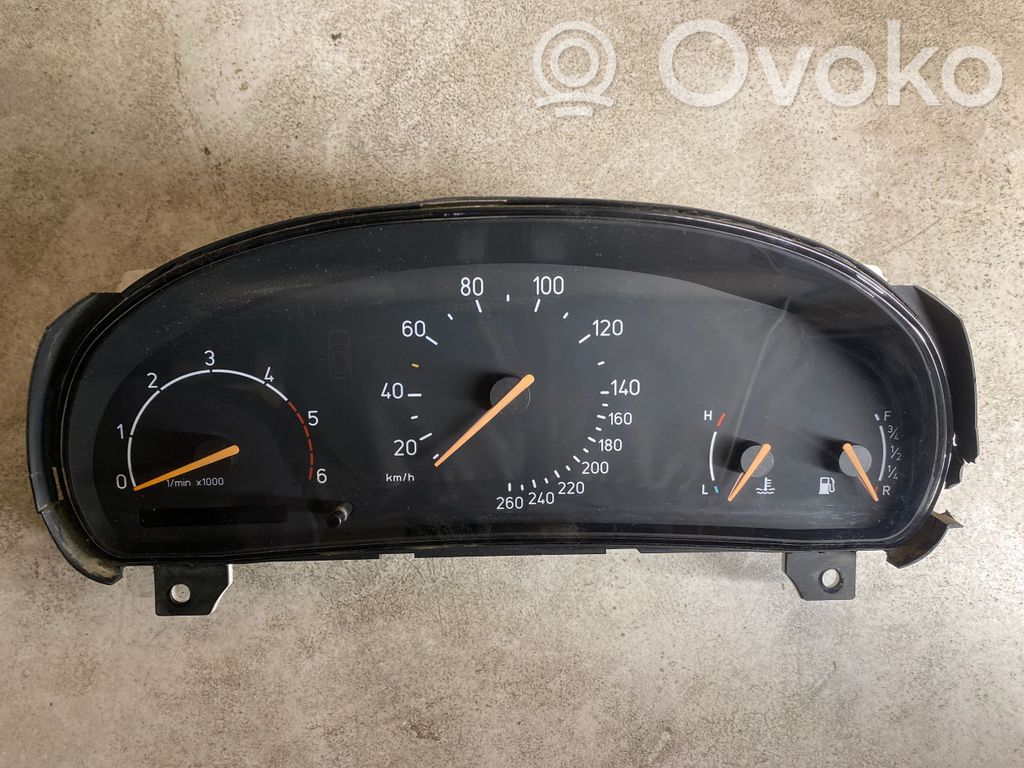 Saab 9-5 Speedometer (instrument cluster) 
